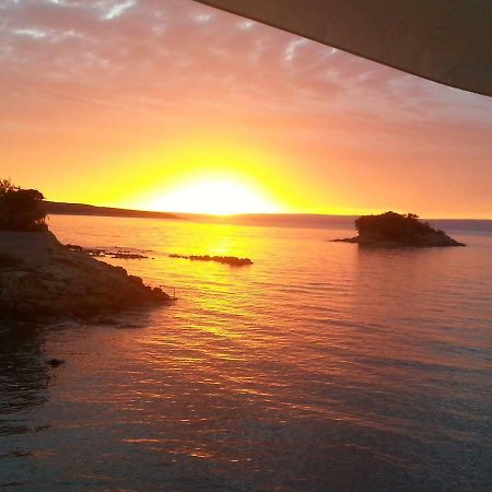 Apartmani Marenda Supetarska Draga Buitenkant foto