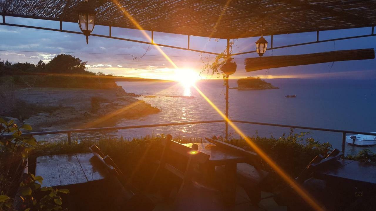 Apartmani Marenda Supetarska Draga Buitenkant foto