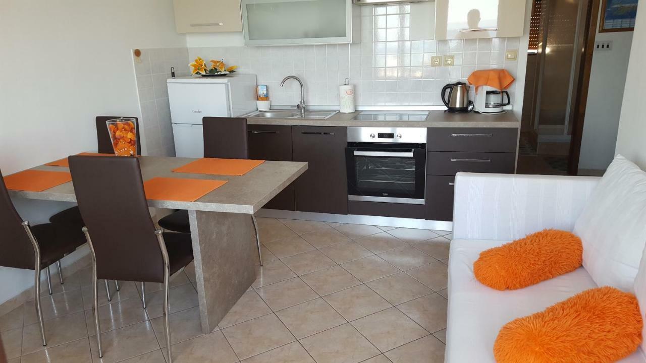 Apartmani Marenda Supetarska Draga Buitenkant foto