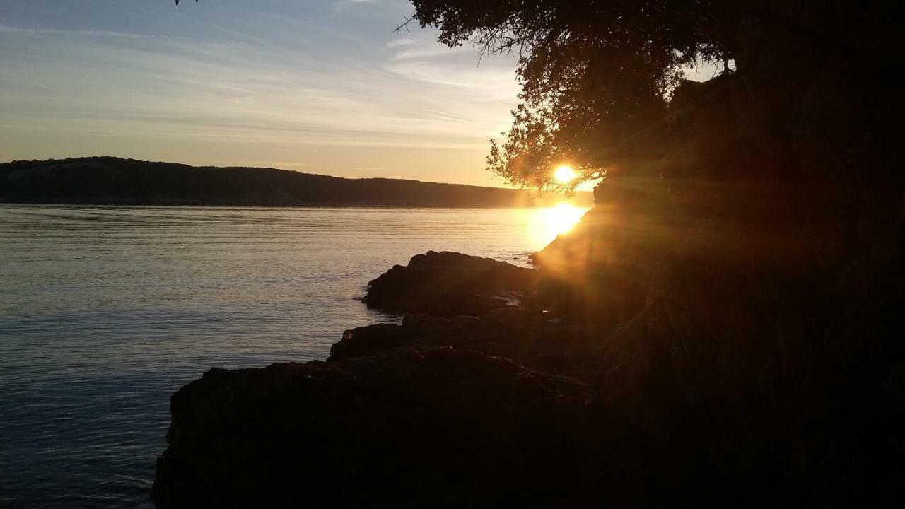 Apartmani Marenda Supetarska Draga Buitenkant foto