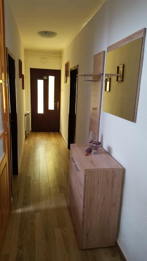 Apartmani Marenda Supetarska Draga Buitenkant foto