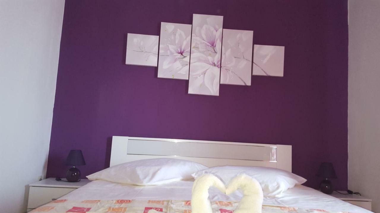 Apartmani Marenda Supetarska Draga Buitenkant foto