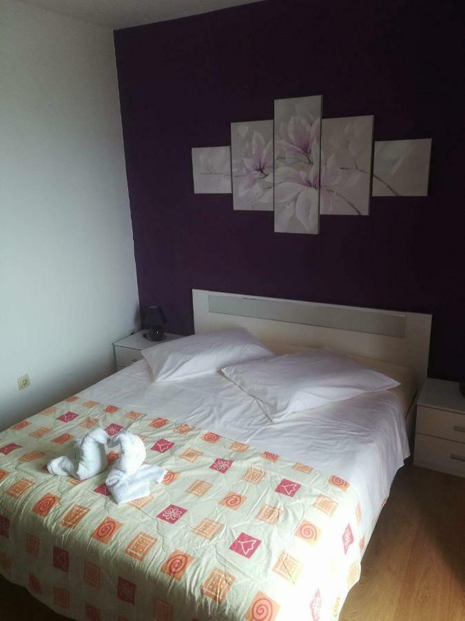 Apartmani Marenda Supetarska Draga Buitenkant foto