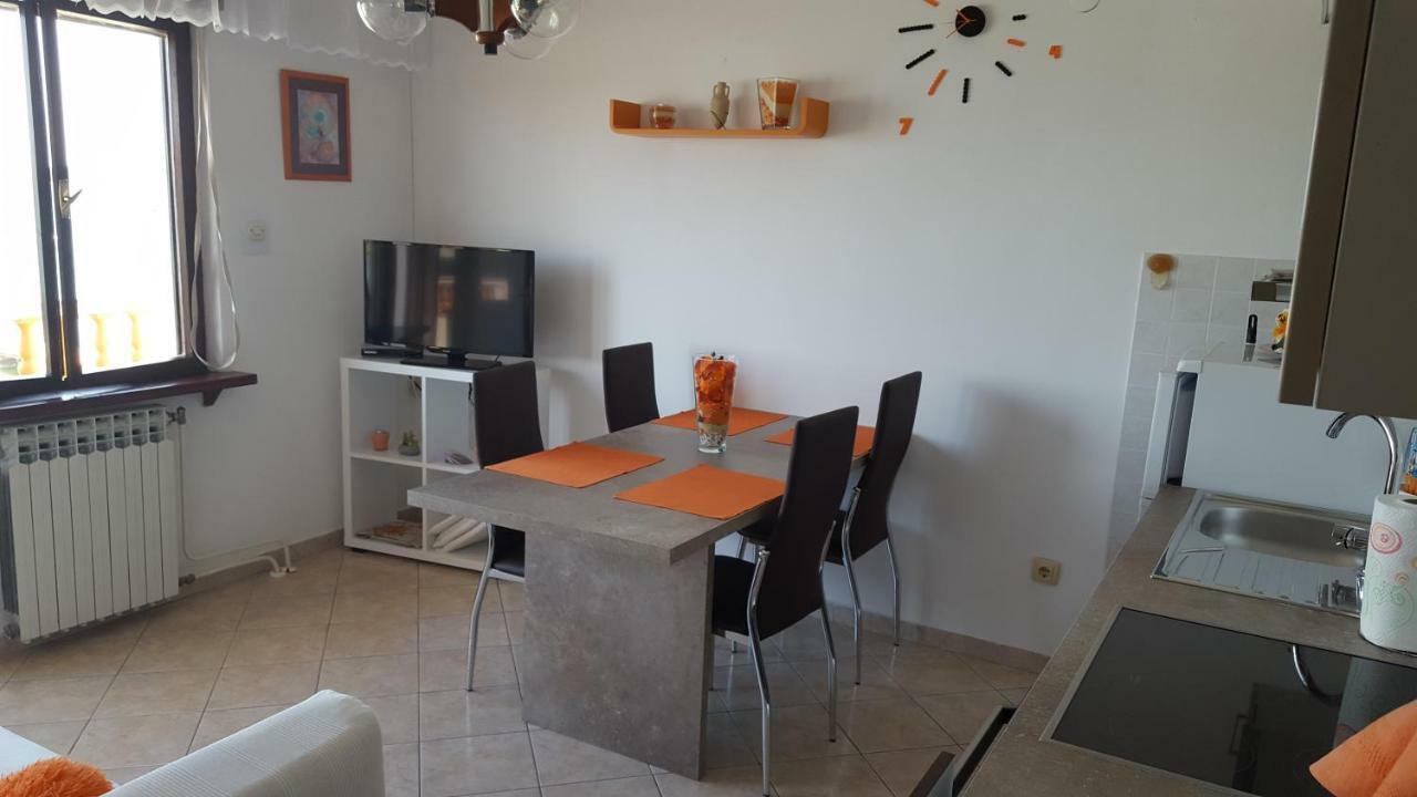 Apartmani Marenda Supetarska Draga Buitenkant foto